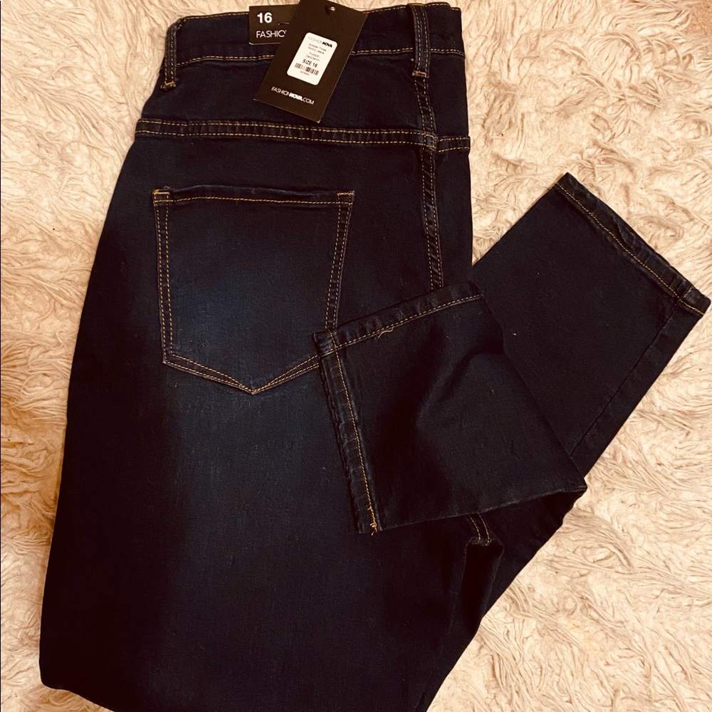 FASHION NOVA•DARK DENIUM•SIZE 16